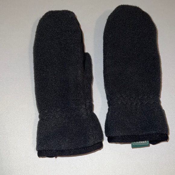 L.L. Bean Accessories Like New Ll Bean Kids Classic Fleece Mittens